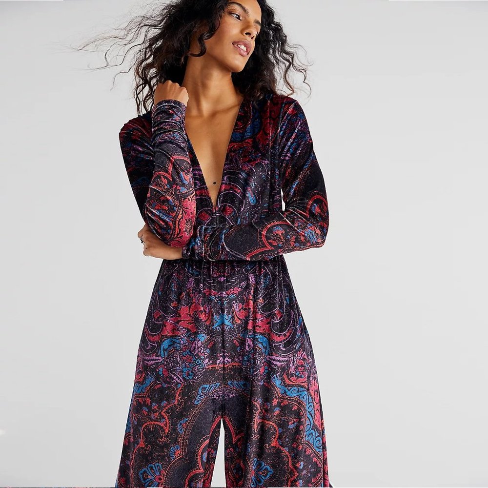 ✨3x HP✨Free People Giselle Velvet Jumpsuit NWT - Picture 6 of 13